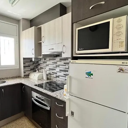 En La Llosa, Con Patio Y Barbacoa 101b - Inmo22 Daire Cambrils